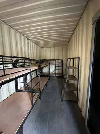 Contenedor de 40' dormitorios y a/c